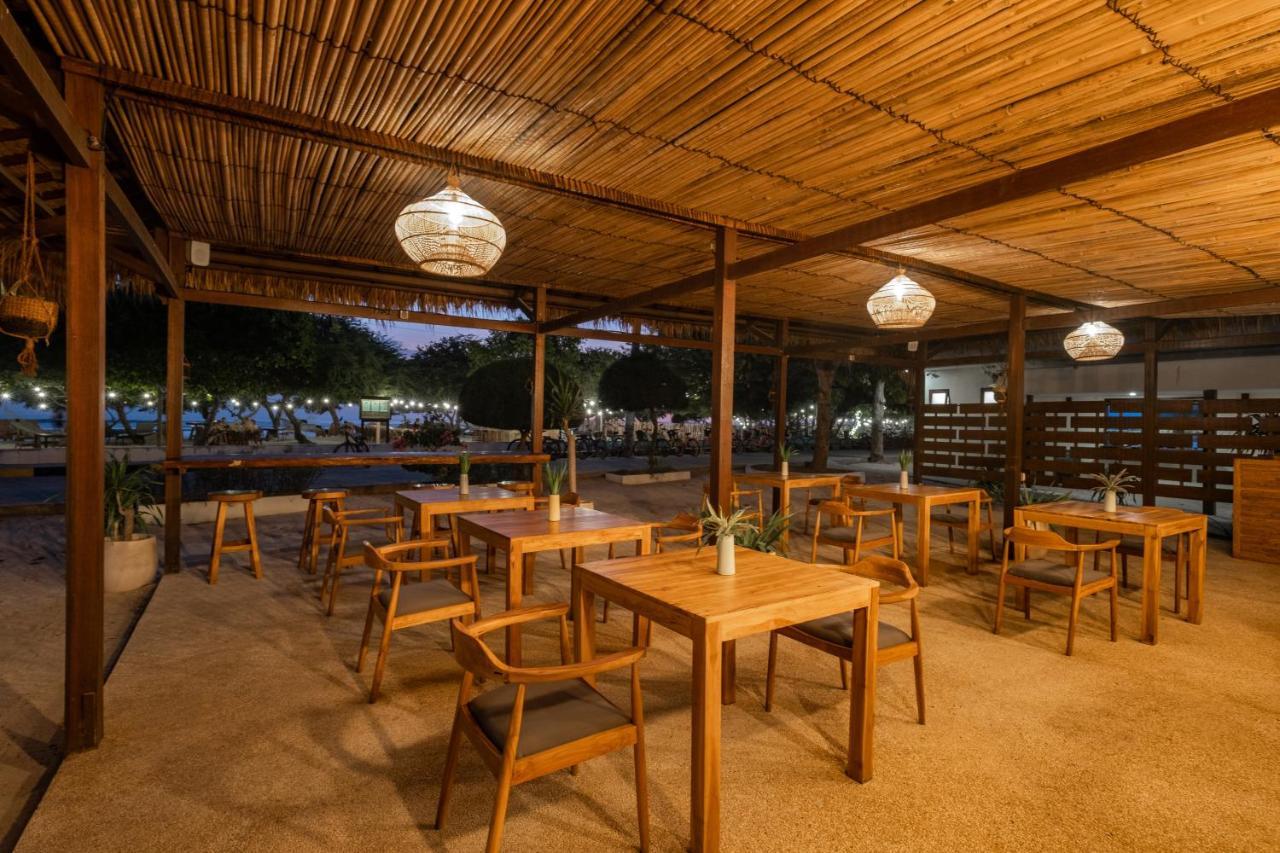 Gili Teak Front Hotel